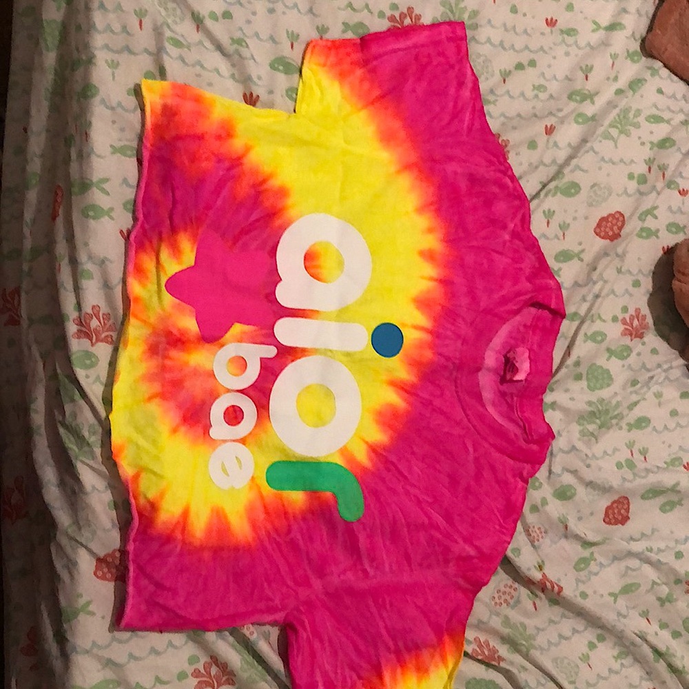 Aior bae vibrant tie dye shirt.